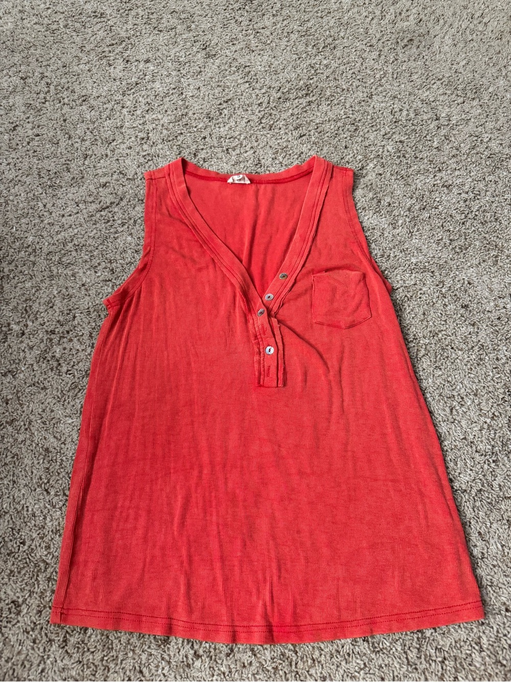 Women’s Red Sleeveless V-Neck Button Henley Tank Top POL Brand Size Small NWOT